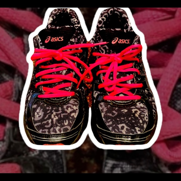 ASICS running shoes - Picture 2 of 2